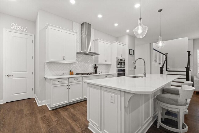 Building Photo - 543 Wishbone Ln