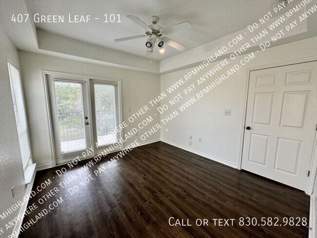 Building Photo - 407 Green Leaf
