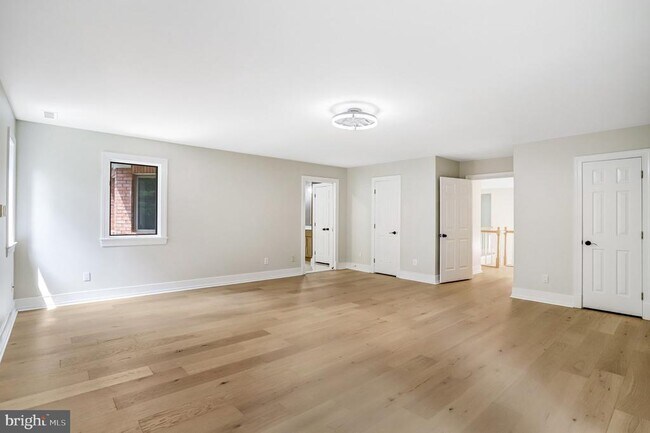 Building Photo - 11109 Elmview Pl