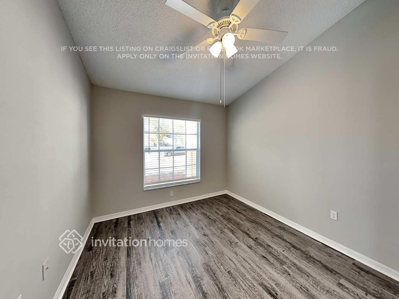 Building Photo - 10424 Autumnwood Dr