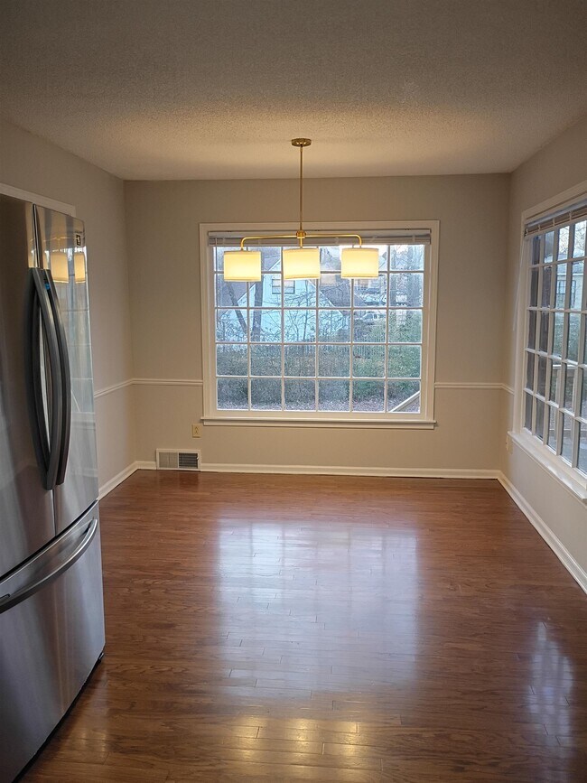 Building Photo - 1741 Magnolia Tree Rd