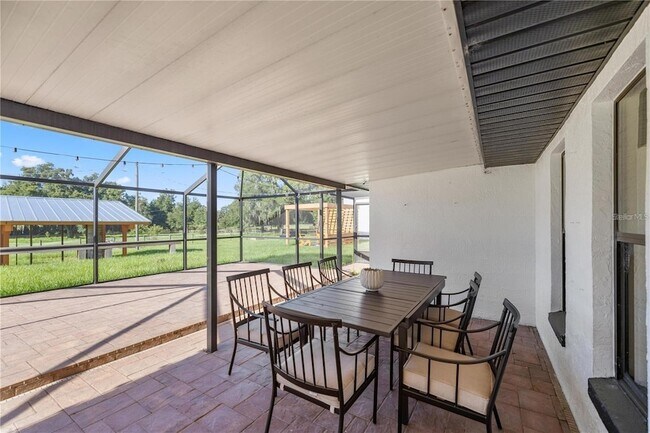 Building Photo - 10380 NW 21 St