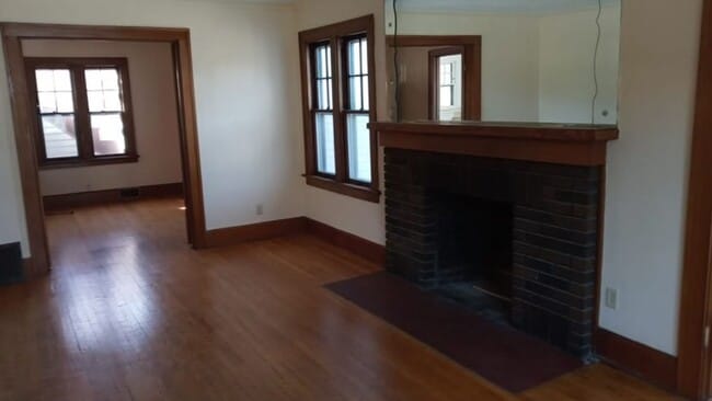 Primary Photo - 3 Bedroom 2 Bathroom 2 Stall Detached Garage