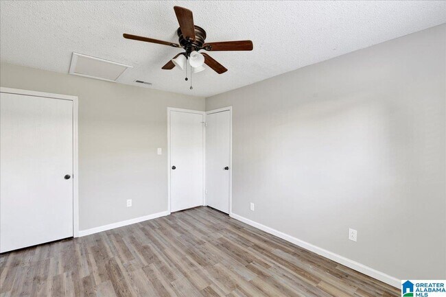 Building Photo - 2111 Pentland Dr