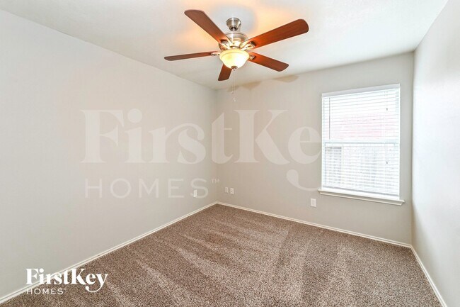 Building Photo - 17822 Seco Creek Ln