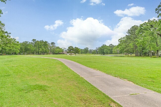 Building Photo - 16040 Dunes Dr