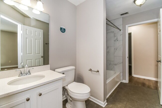 Building Photo - 12151 Silver Saddle Dr