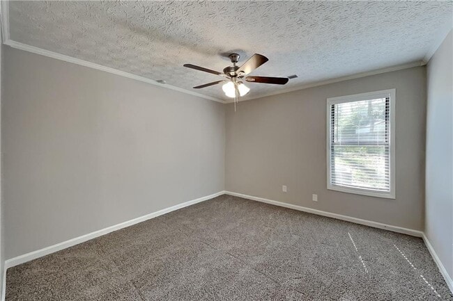 Building Photo - 2041 Kramer Way