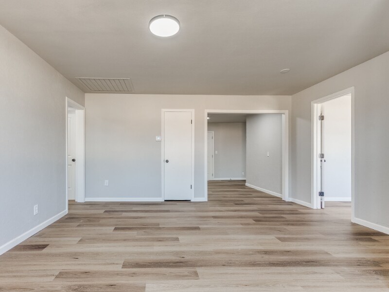 Building Photo - 1156 SE 19th Terrace