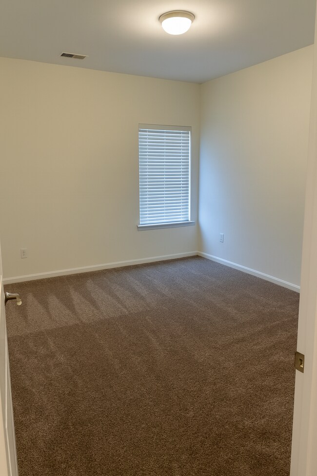 Building Photo - 6100 Trinity Xing Cir