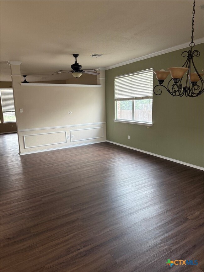 Building Photo - 303 Buckskin Trail