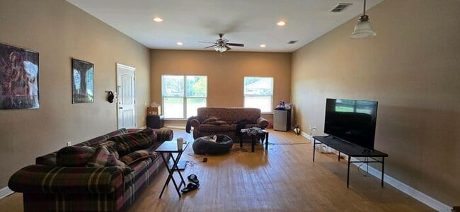 Building Photo - Coming Soon!- 4 Bedroom 3.5 Bath Duplex in...