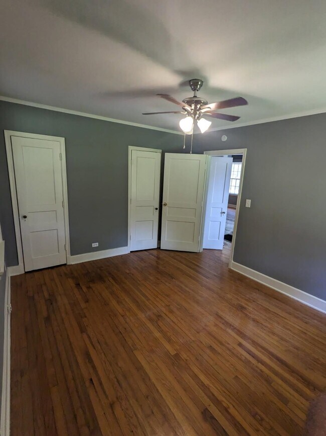 Building Photo - 1267 Garden Rd