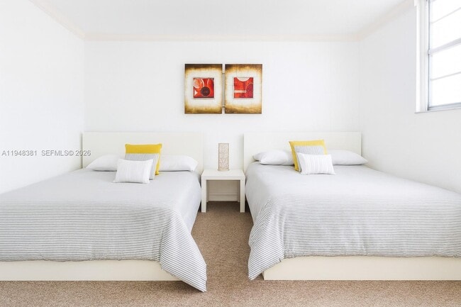 Building Photo - 4001 S Ocean Dr