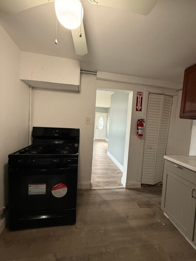 Building Photo - 519 Graff Ln