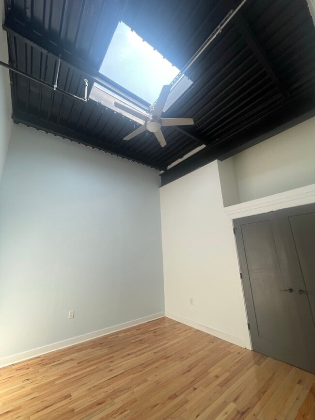 Building Photo - Culpeper Lofts - Building B