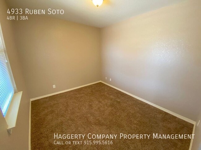 Building Photo - 4933 Ruben Soto