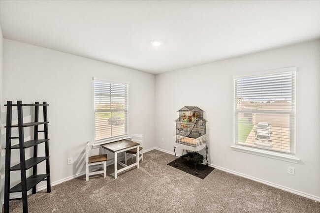 Building Photo - 105 Greengate Dr