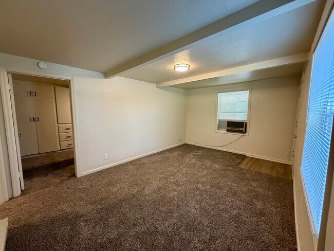 Building Photo - 2345 Eureka Way