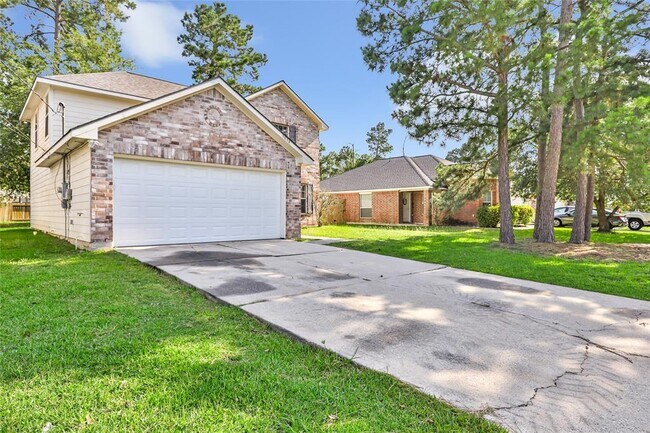 Building Photo - 9834 Bobolink Dr