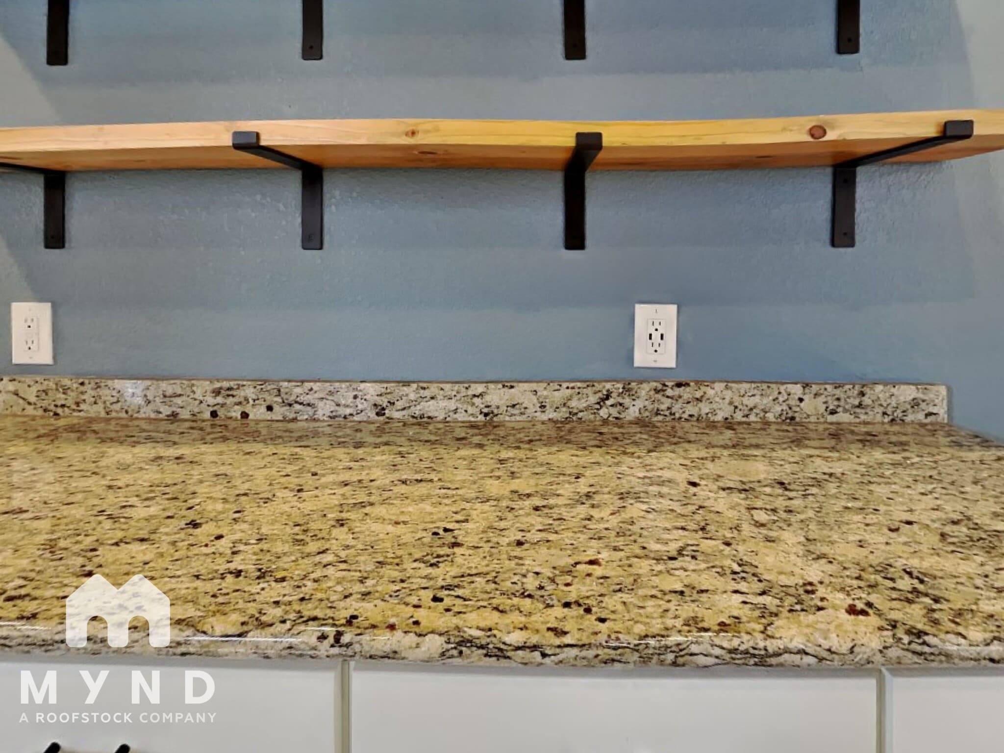 Building Photo - 3817 Clay St