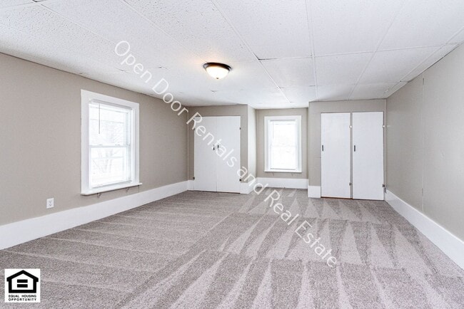 Building Photo - 229 E William St