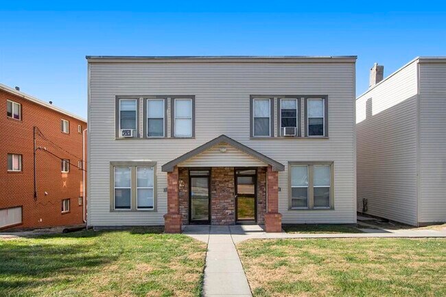 Building Photo - 536 S 30th St