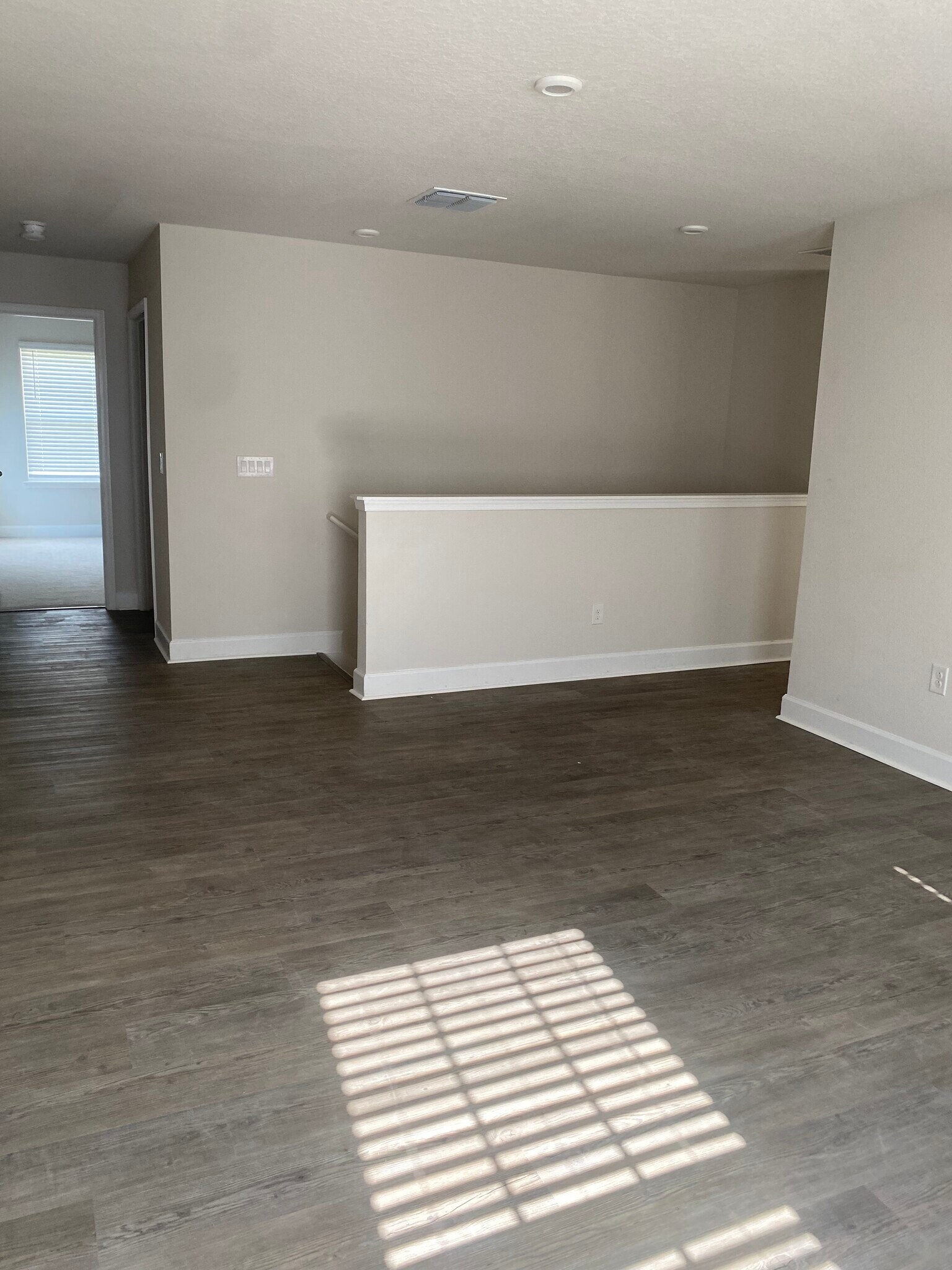 Building Photo - 1710 Summer Rose Dr