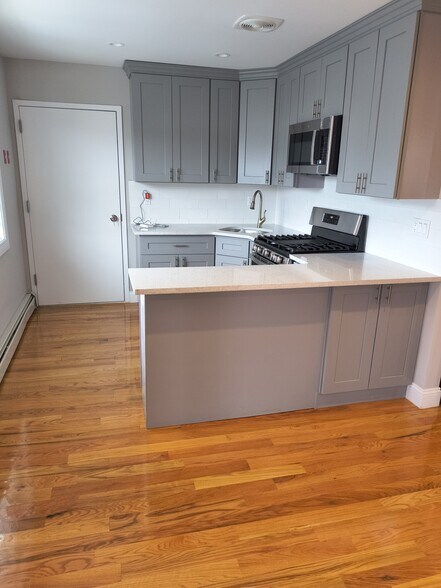 Primary Photo - 9967 164th Ave