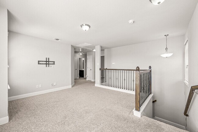 Building Photo - 13154 Beals Cir