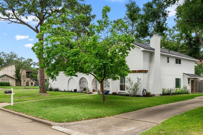 Building Photo - 9734 Truscon Dr