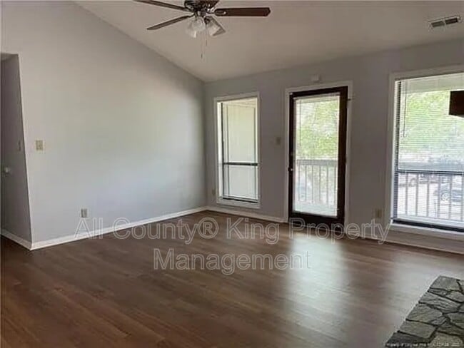 Building Photo - 1866 Tryon Dr