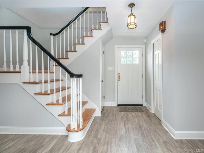 Building Photo - 7 Kissam Ln