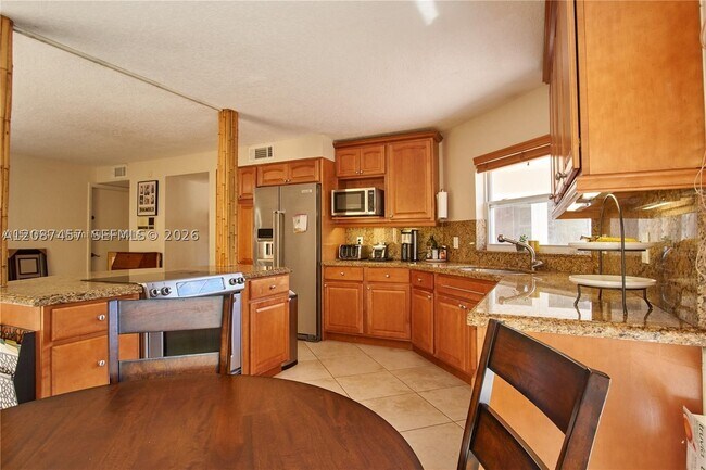 Building Photo - 11724 SW 92nd St