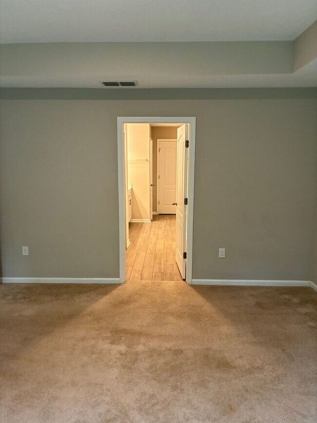 Building Photo - 107 Holm Pl