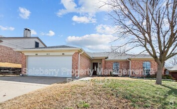 Building Photo - 10609 Cobblestone Dr