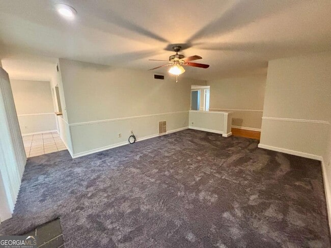 Building Photo - 57 Doranne Ct