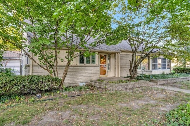 Building Photo - 202 W Indiana Ave