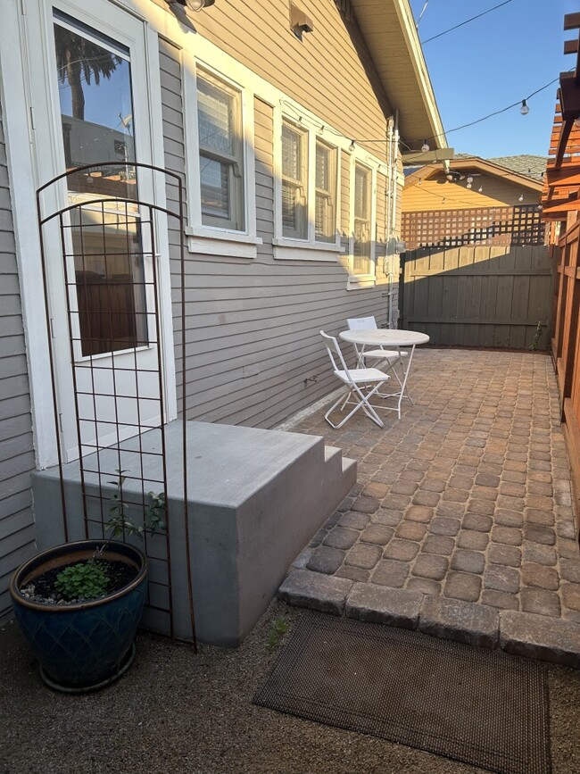 Backyard - 532 Molino Ave