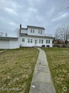 Building Photo - 649 Hoey Ave