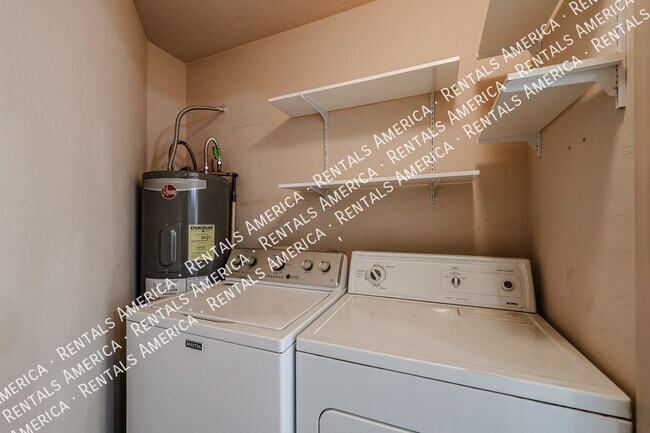 Building Photo - Chadler Park Condominiums