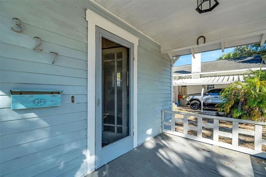 Building Photo - 7327 1st Ave N