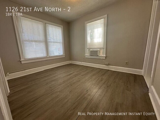 Building Photo - 1126 21st Ave N