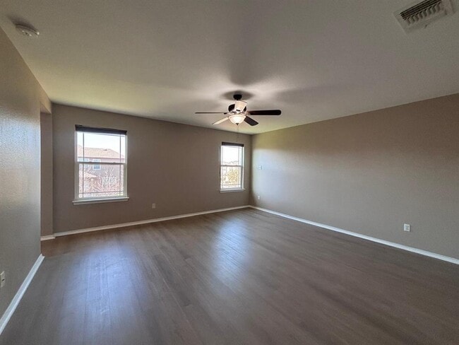 Building Photo - 1405 Berlin Ln