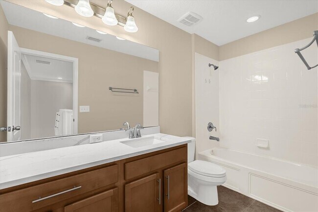 Building Photo - 2758 River Landing Dr