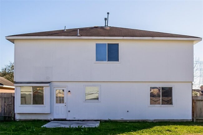 Building Photo - 12203 Scarlet River Dr