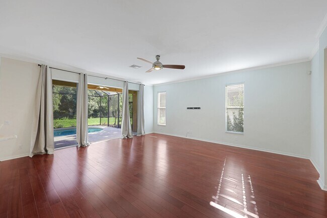 Building Photo - 9250 Estero River Cir
