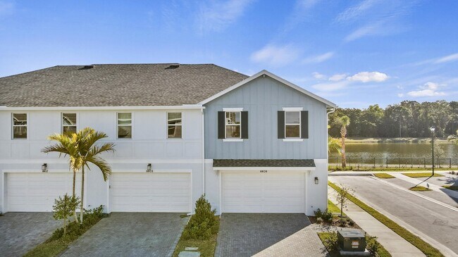 Building Photo - 4404 Longwood Lk Sq