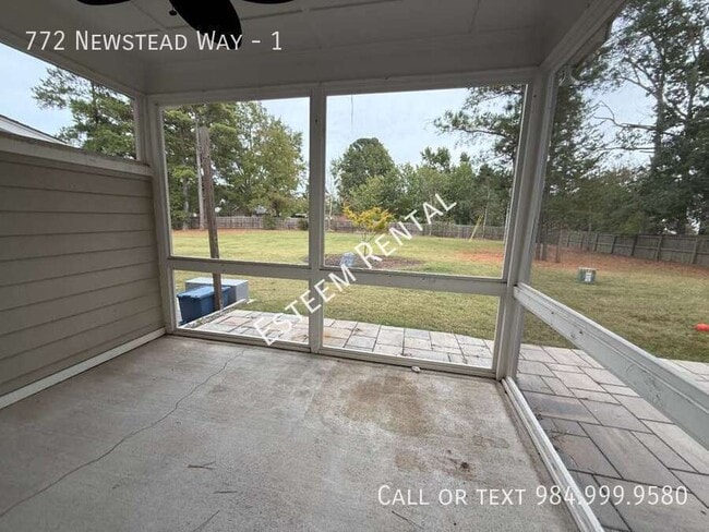 Building Photo - 772 Newstead Way