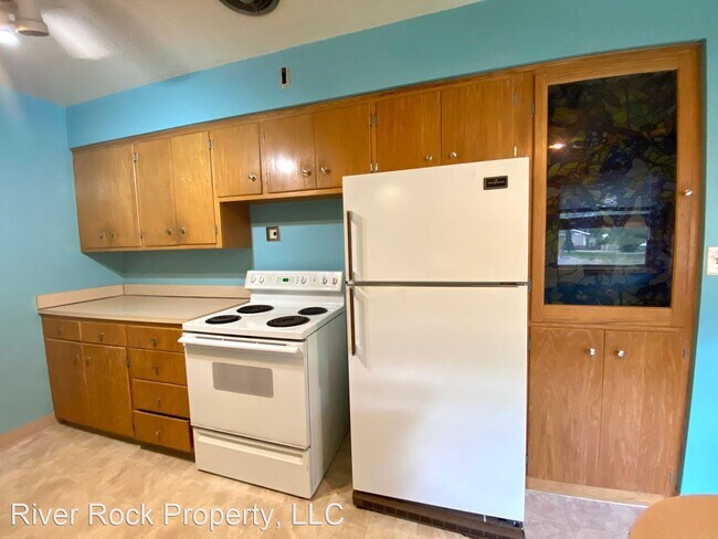 Building Photo - 2 br, 1 bath House - 1805 4th St S North Unit